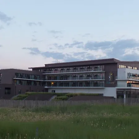 Flat 50m & Center * Cabourg