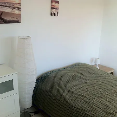 Flat 50m & Center *