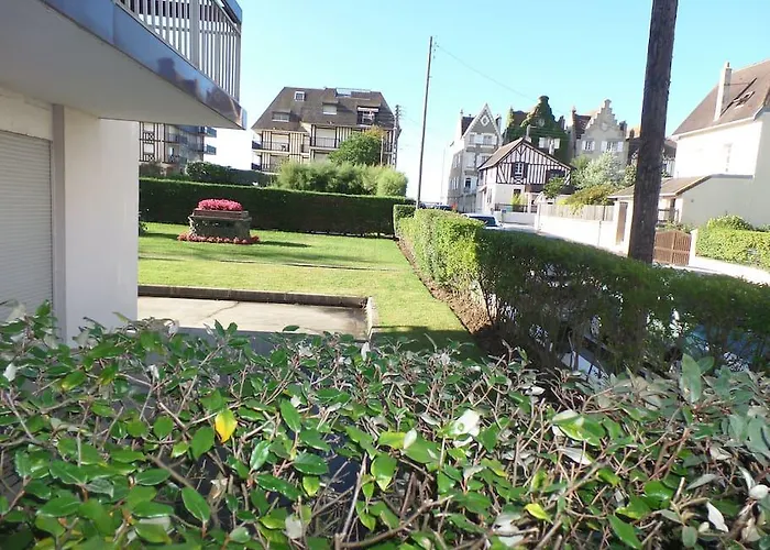 Flat 50m & Center Apartman