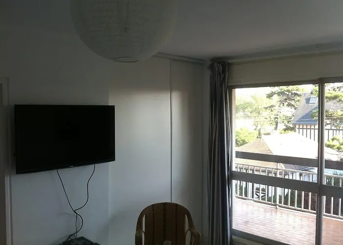 Flat 50m & Center * Cabourg